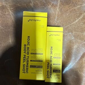 Medcubes Turmeric Body Peel Shot - Bright Yellow